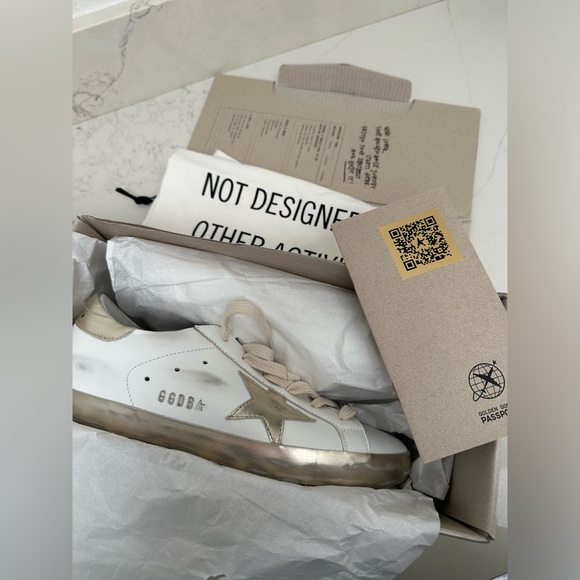 NWT Golden Goose Women Sneaker White & Gold sz 38 - Picture 8 of 14